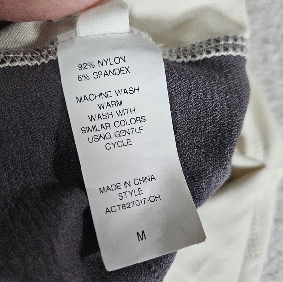 3 for $15 Pink Blush Maternity Capri Leggings M - Picture 4 of 5